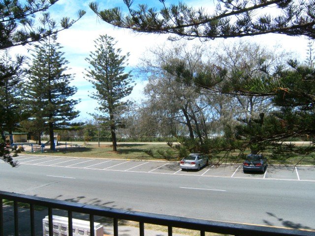 1/88 The Esplanade BURLEIGH HEADS 7