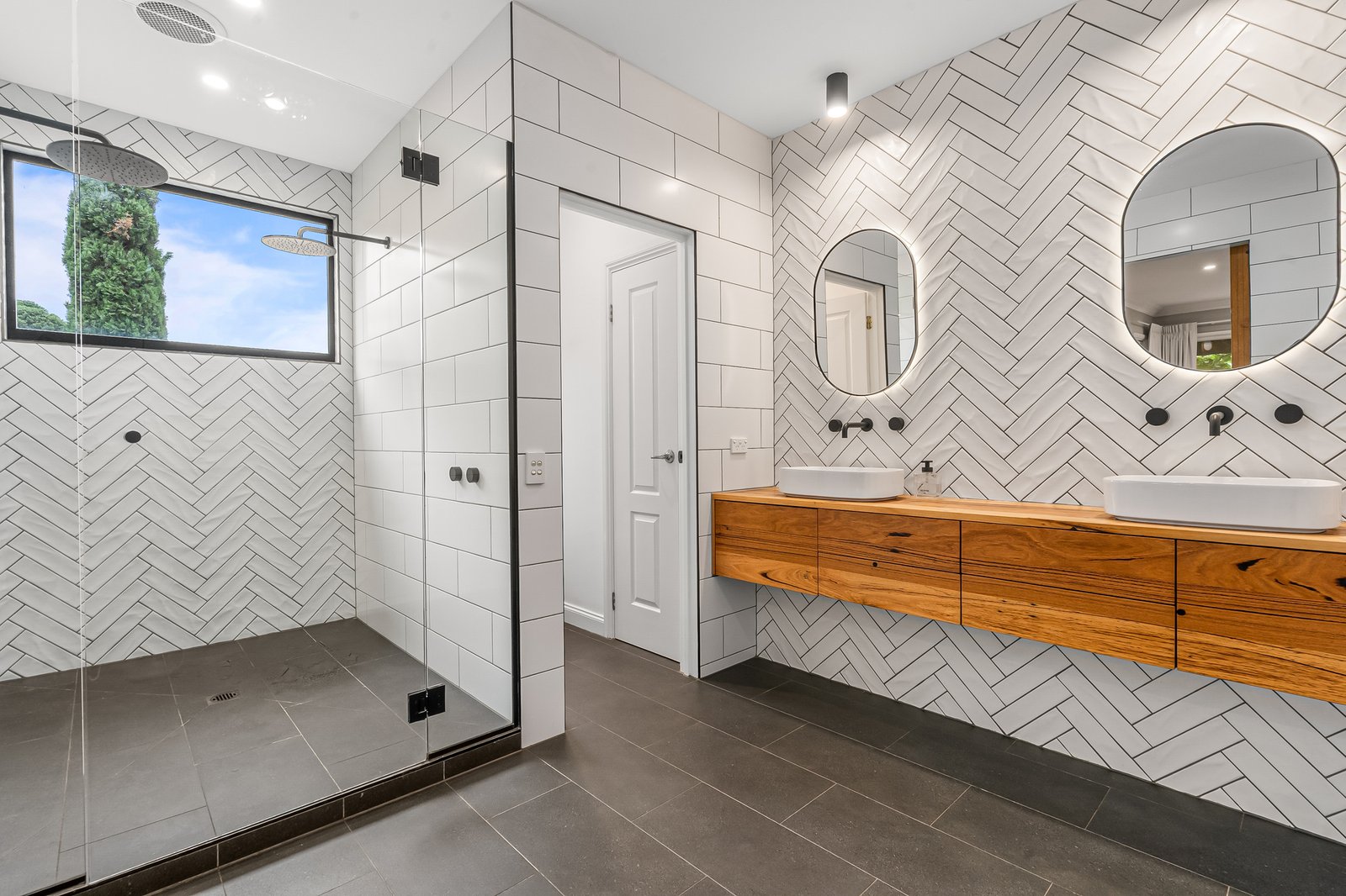 Real Estate and Property in 189-193 Blackhill Road, Toolern Vale, VIC