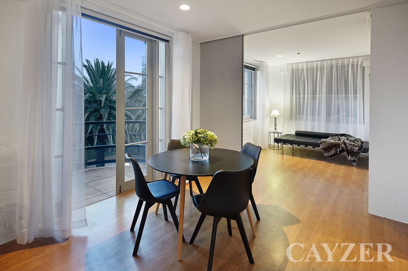Gallery: 18/9 Beach Street