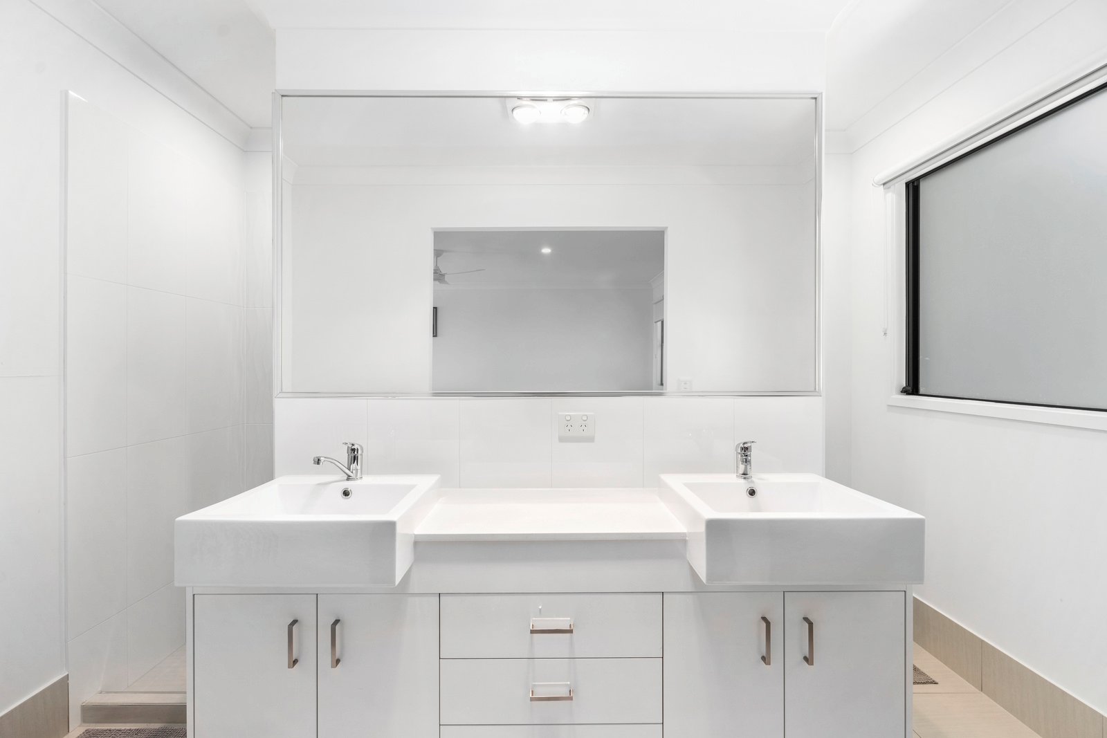 18/9 Border Drive North CURRUMBIN WATERS 12