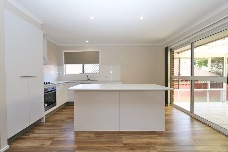 1/89 Corunna Crescent ASHMORE 6