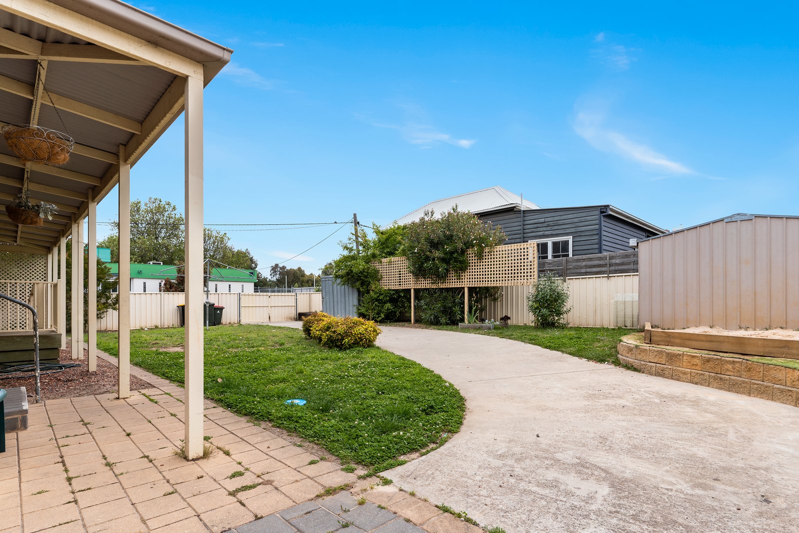 189 Eaglehawk Road LONG GULLY 10