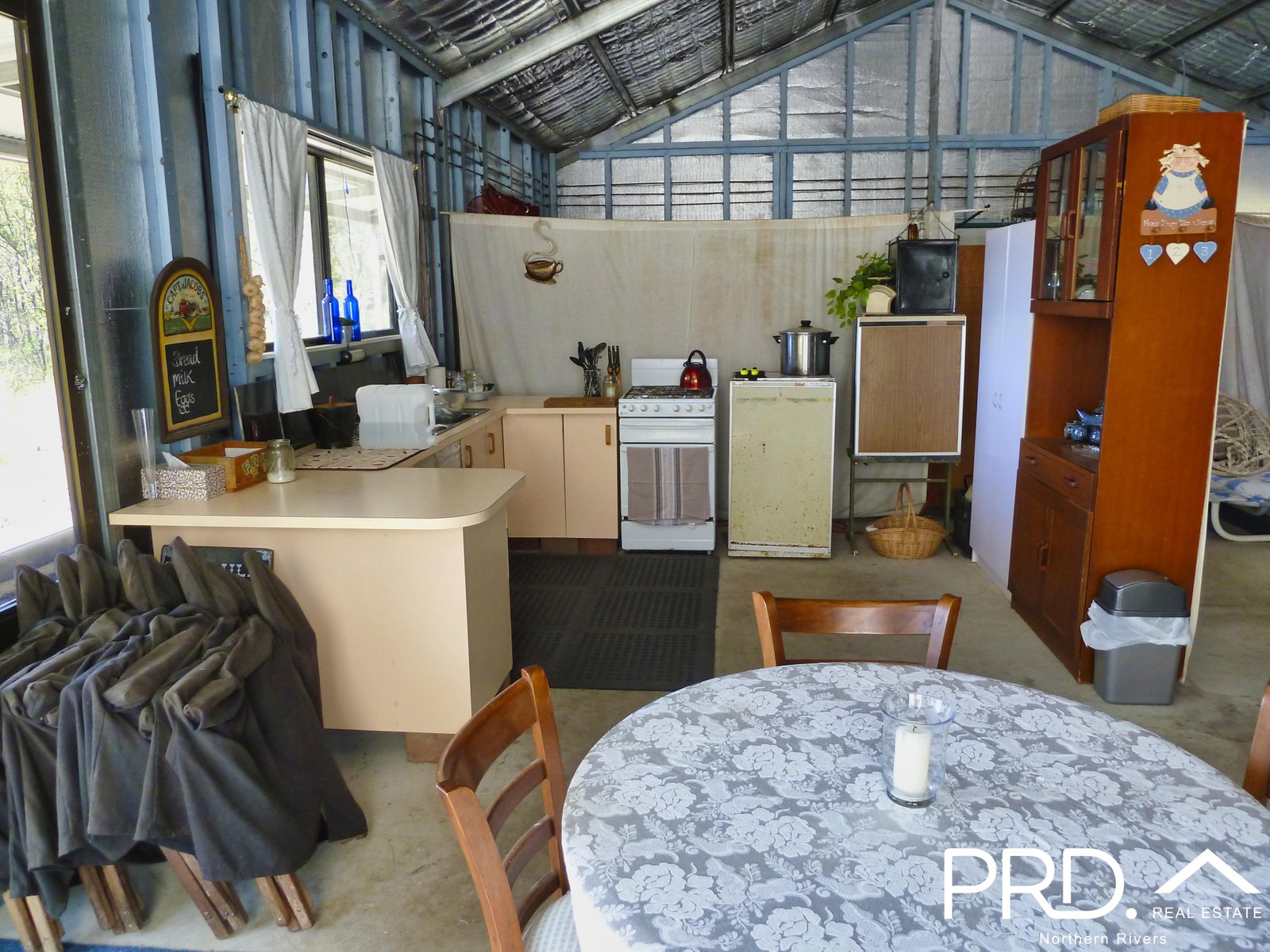 189 Hunters Road EWINGAR 23