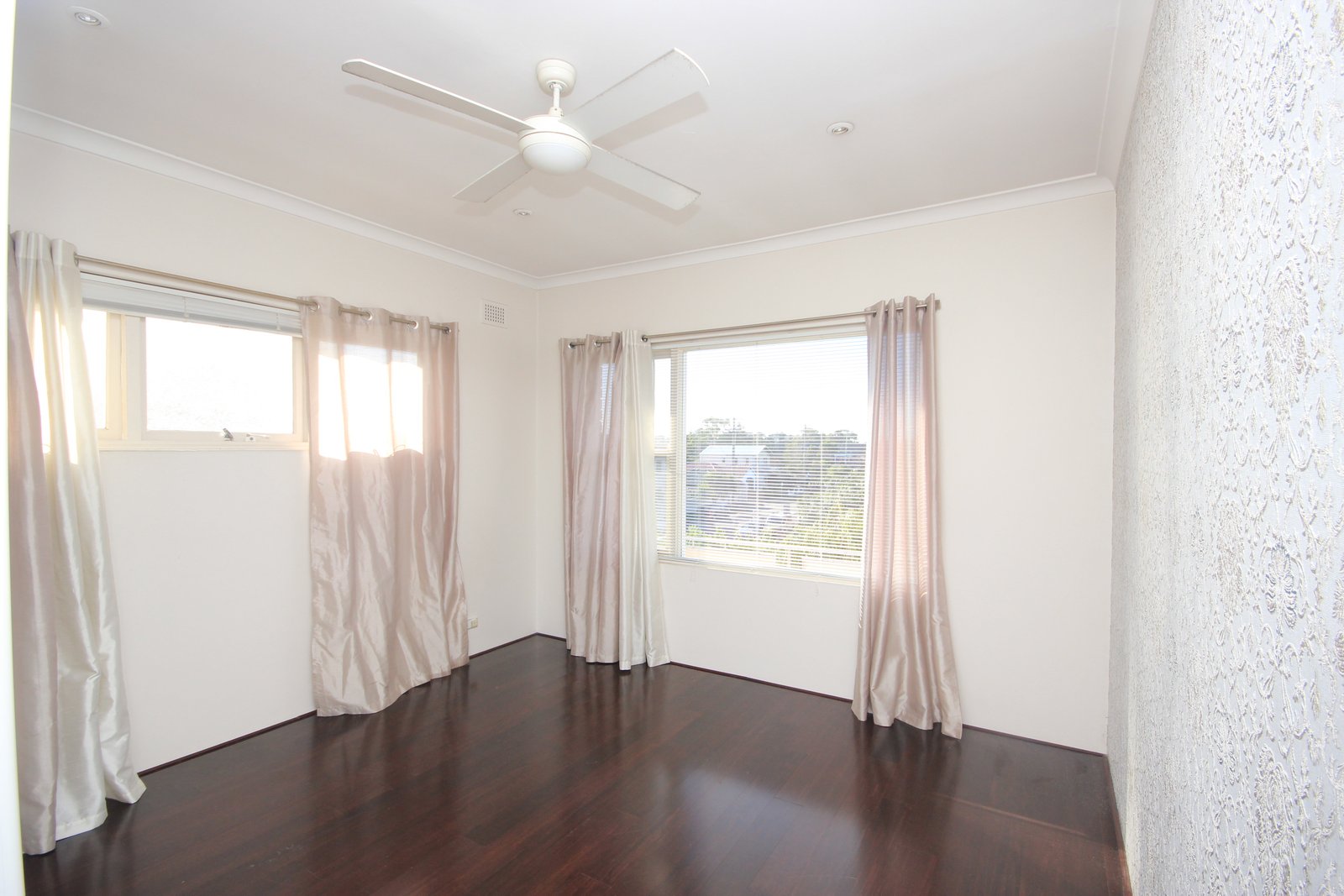 189 President Avenue MONTEREY 5