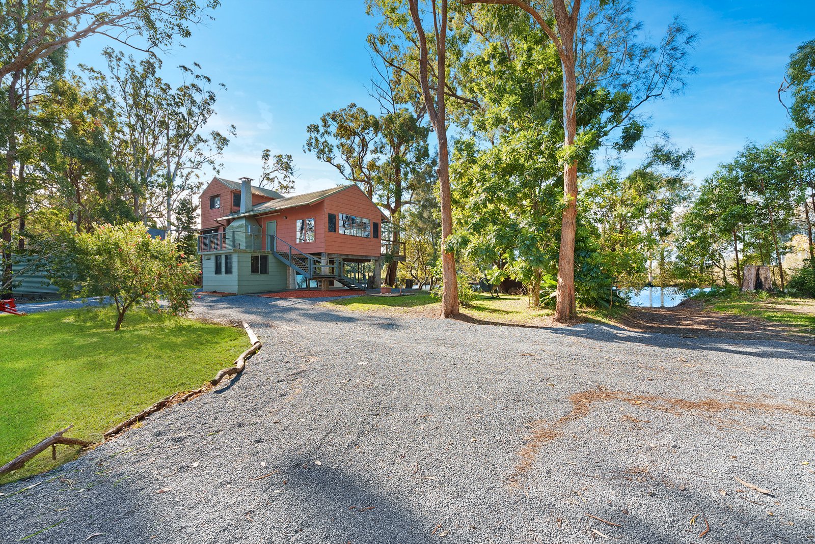 189 Wharf Road JOHNS RIVER 3