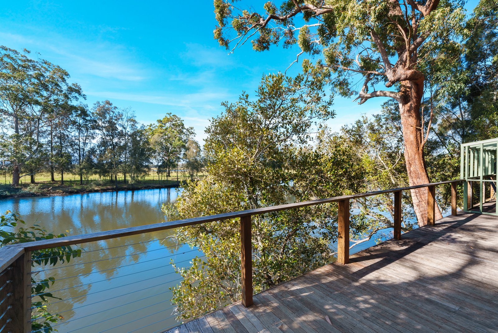 189 Wharf Road JOHNS RIVER 8