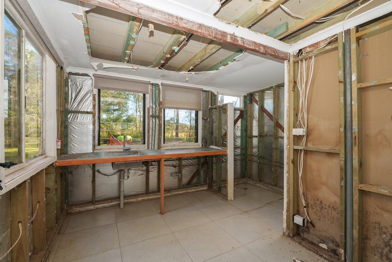 189 Wharf Road JOHNS RIVER 13