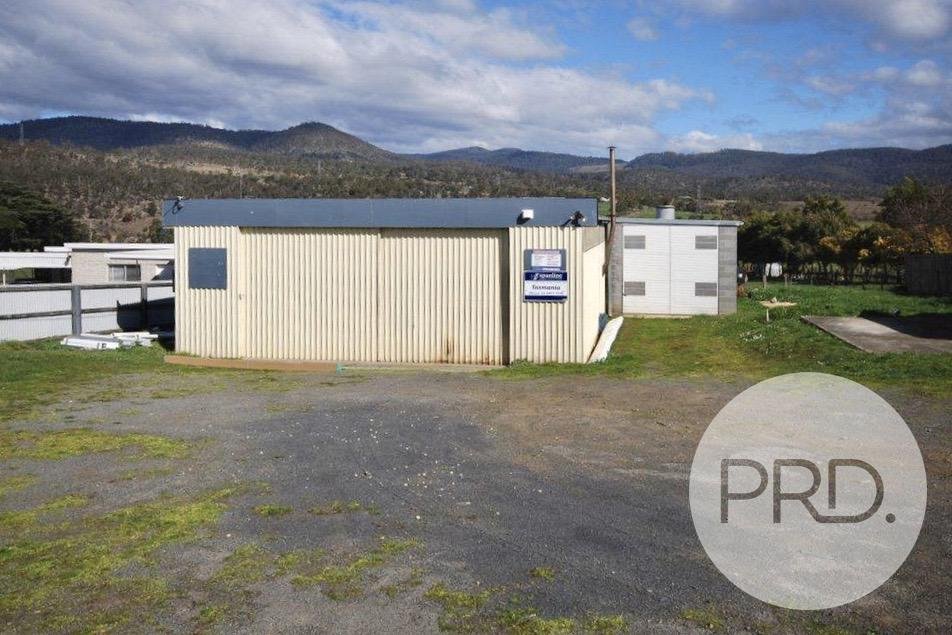 1893 Lyell Highway LAWITTA 3