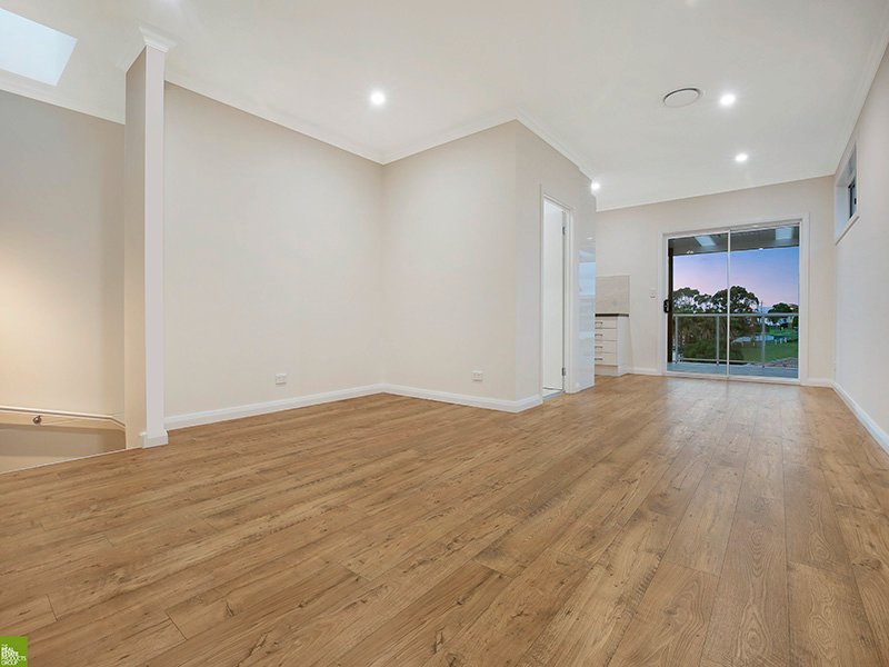 18a Brooks Terrace KANAHOOKA 3