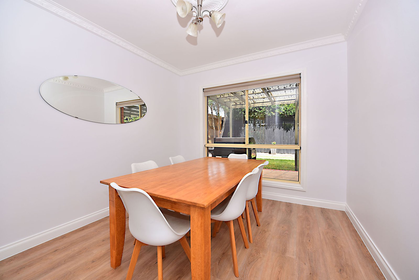 Gallery: 18a Delaware Drive