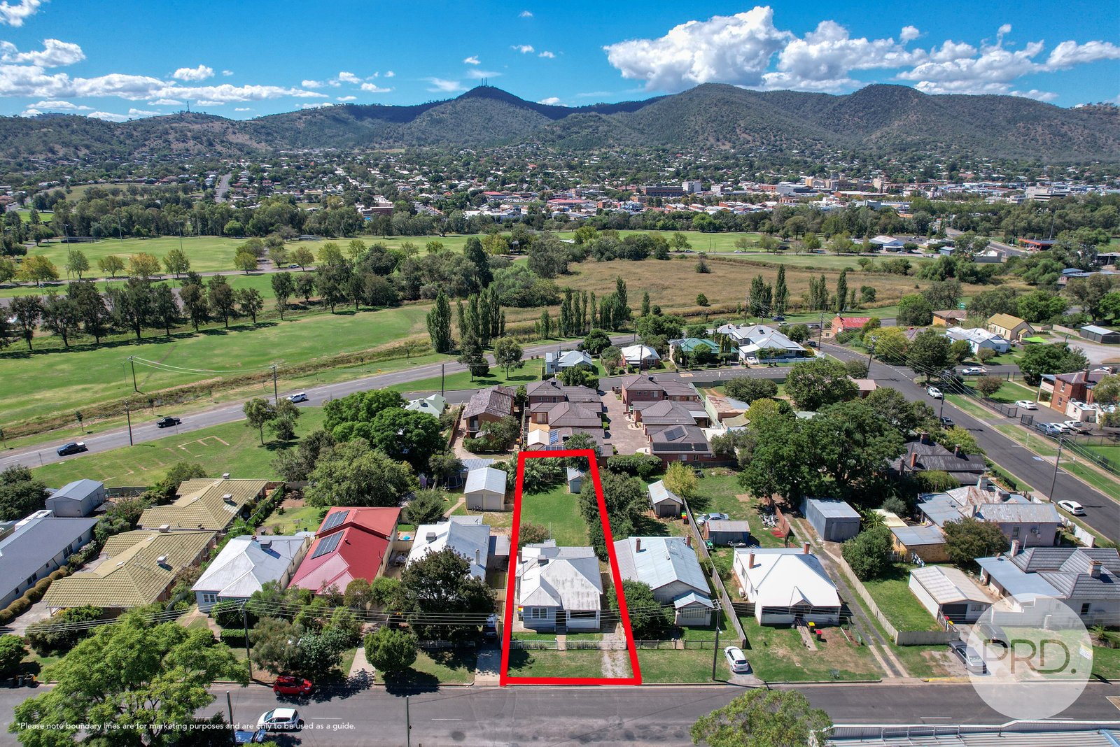 18A Denne Street TAMWORTH 3