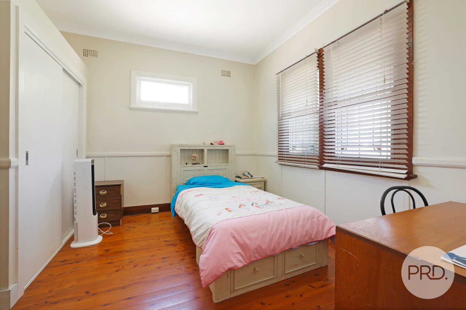 18A Denne Street TAMWORTH 12