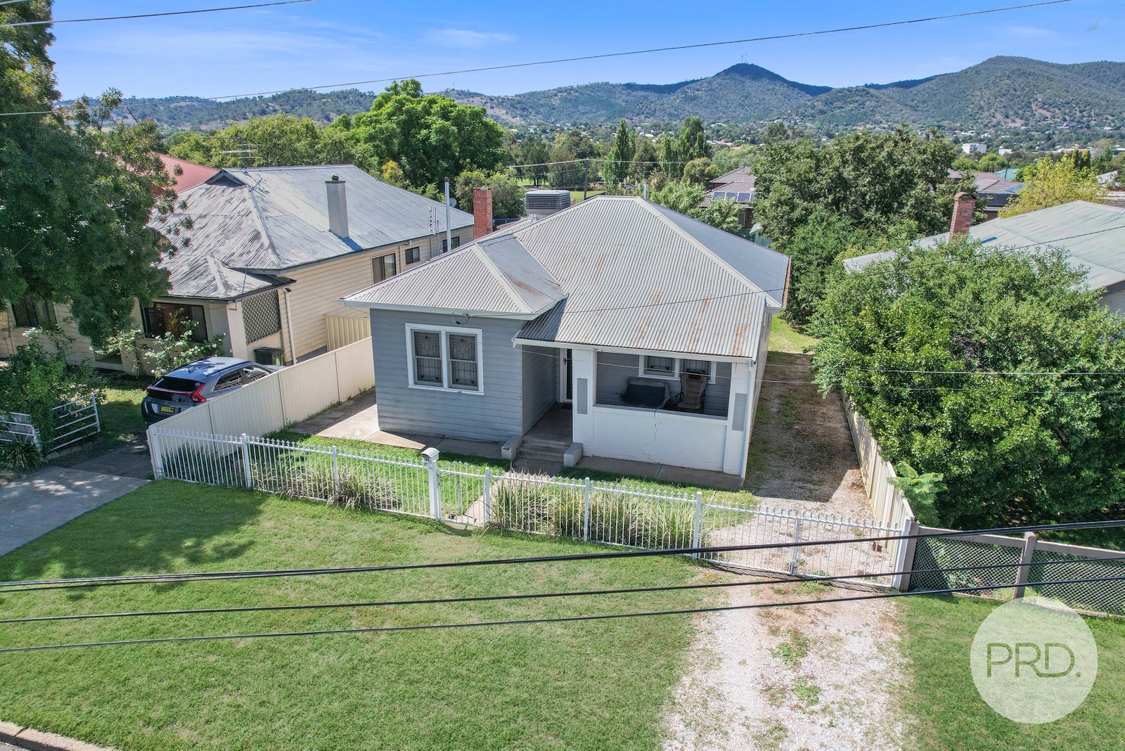 18A Denne Street TAMWORTH 26