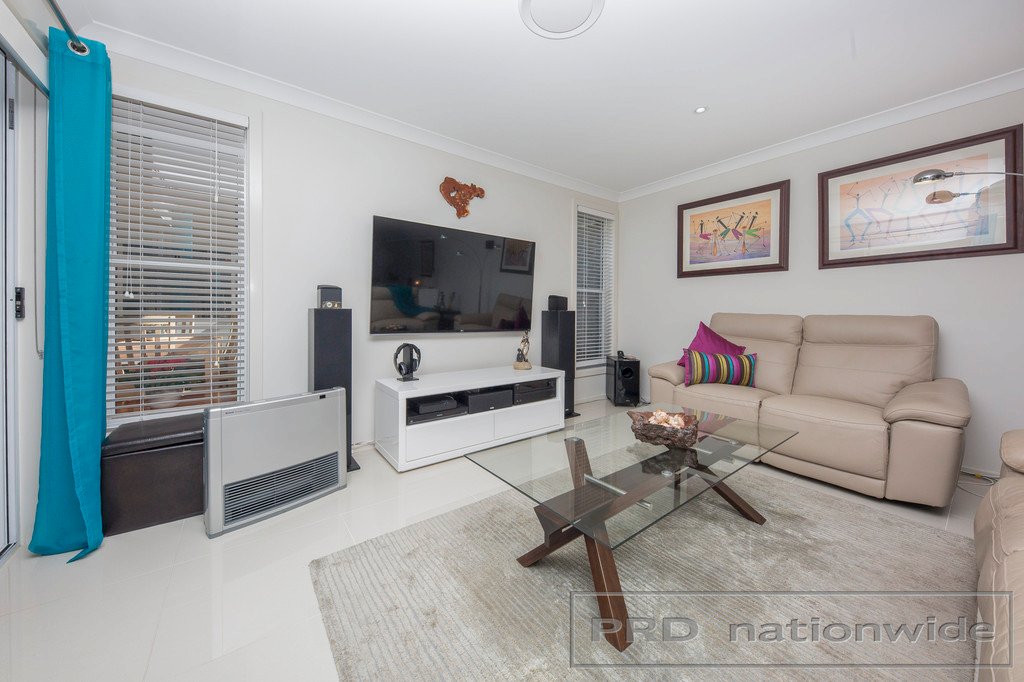 18a Dunnart Street ABERGLASSLYN 4