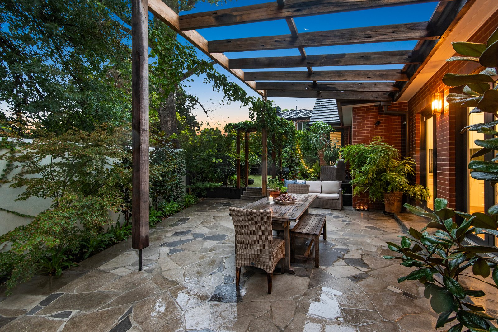 18a Ferncroft Avenue, Malvern East, 3145