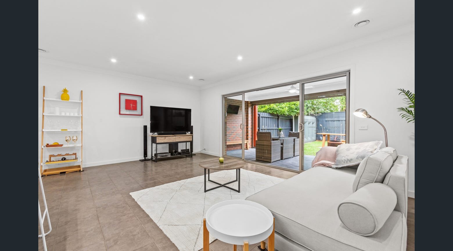 Gallery: 18a Foam Street