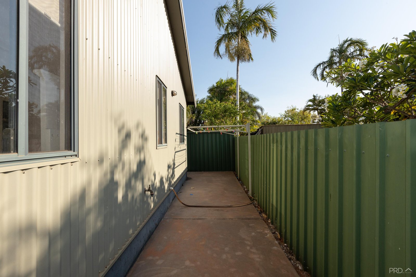 18A Glenister Loop CABLE BEACH 26