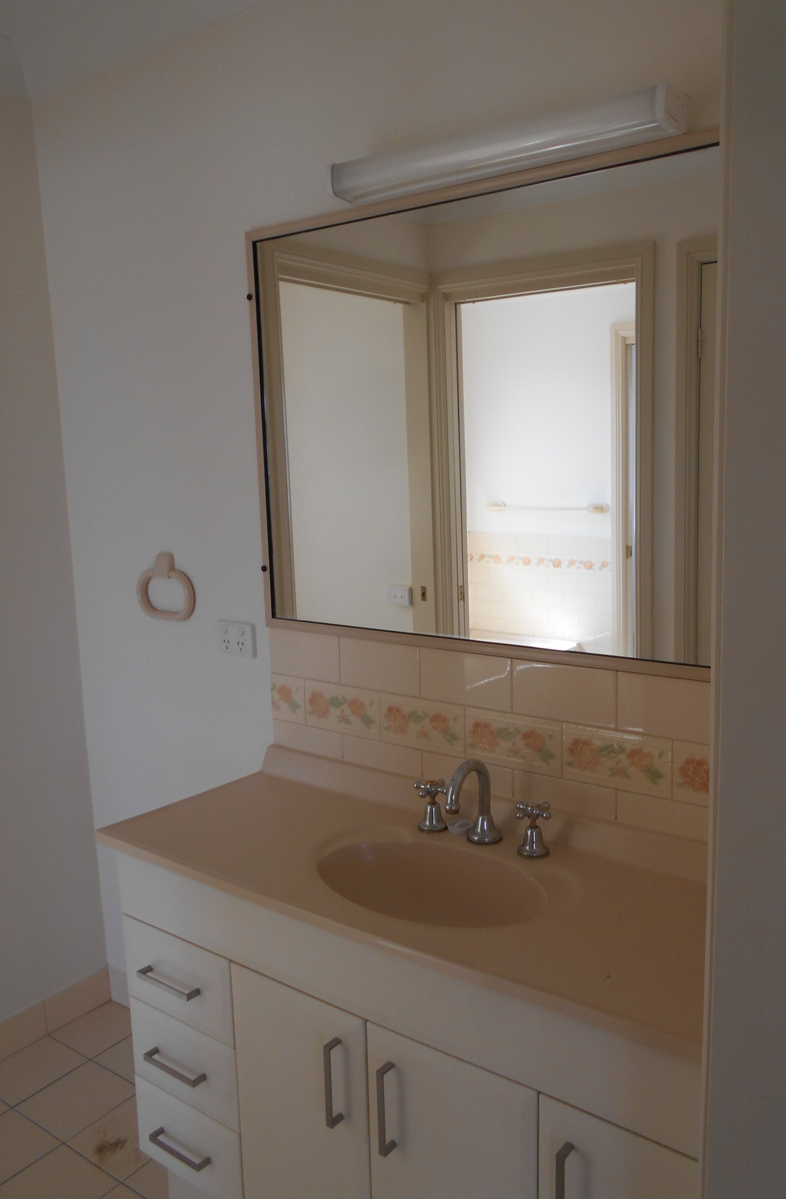 18a Lambie Street TUMUT 6