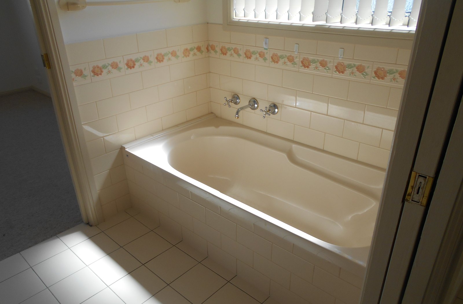 18a Lambie Street TUMUT 6