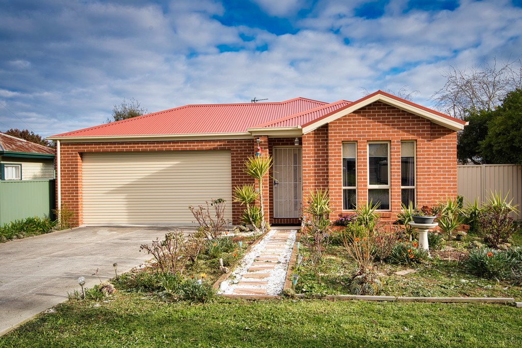 18A Morgan Street SEBASTOPOL 1