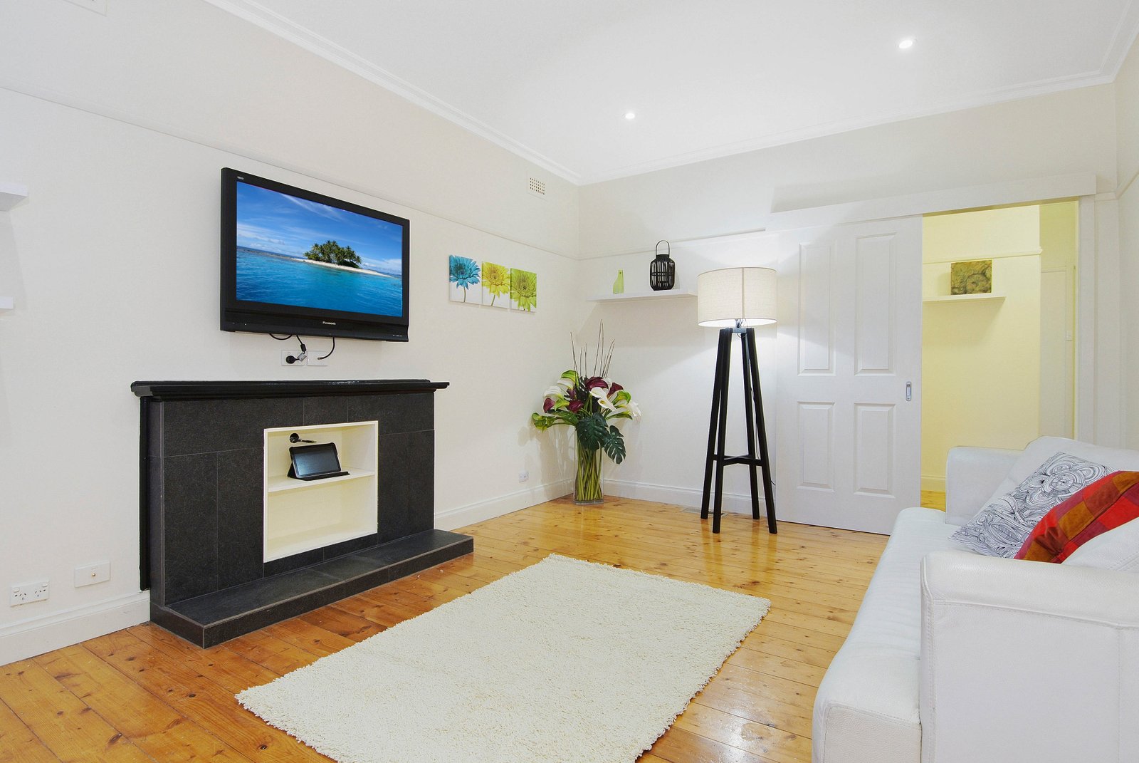 Gallery: 18A Morley Crescent
