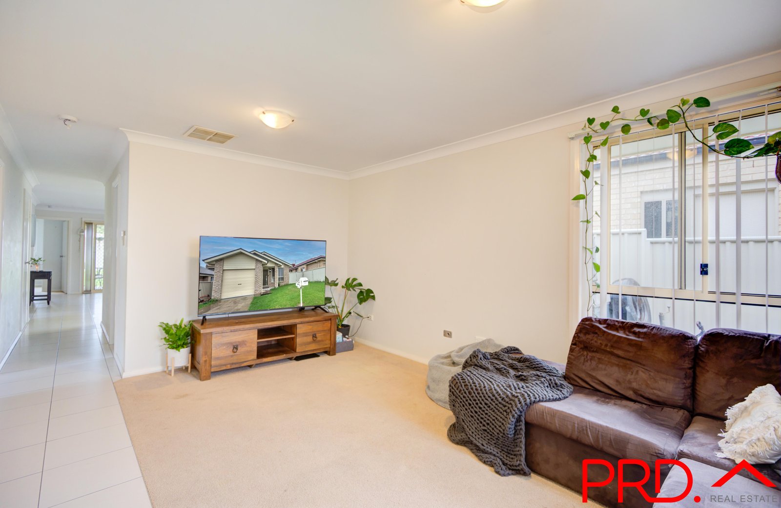 18a Orley Drive TAMWORTH 2