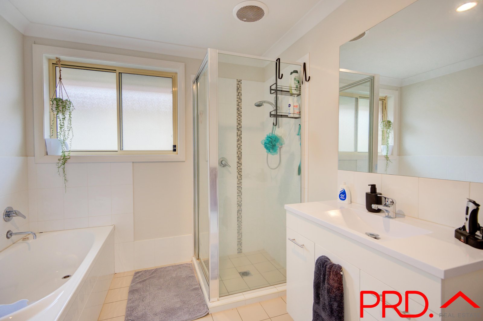 18a Orley Drive TAMWORTH 6