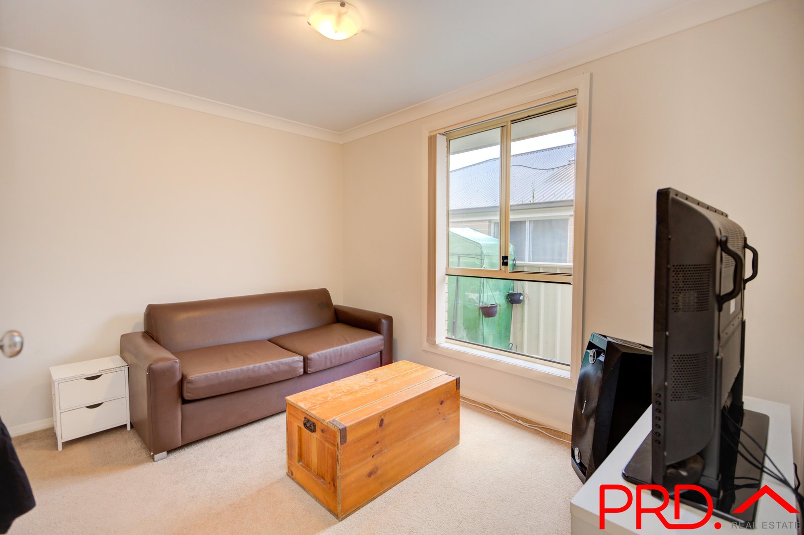 18a Orley Drive TAMWORTH 9
