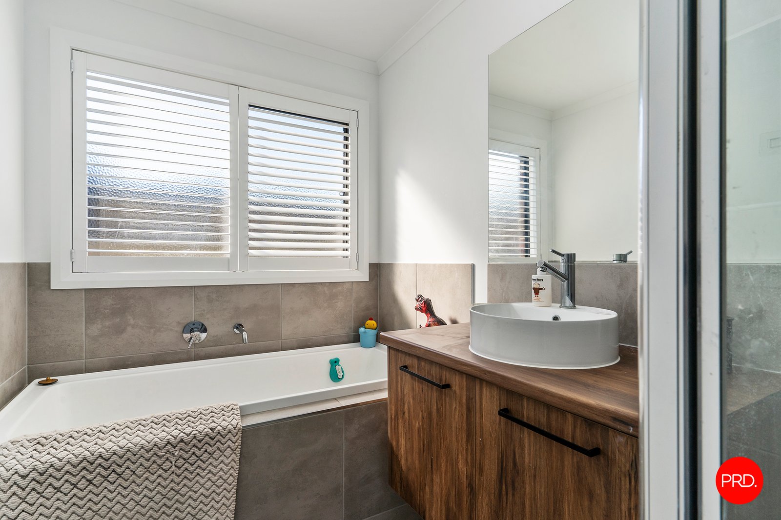 18A Pearce Street CALIFORNIA GULLY 14