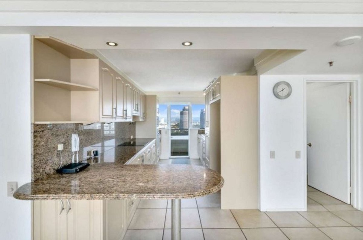 18A/7 Fern Street Surfers Paradise 4