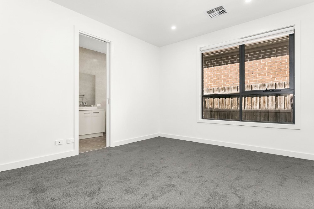 Gallery: 18B Binalong Avenue
