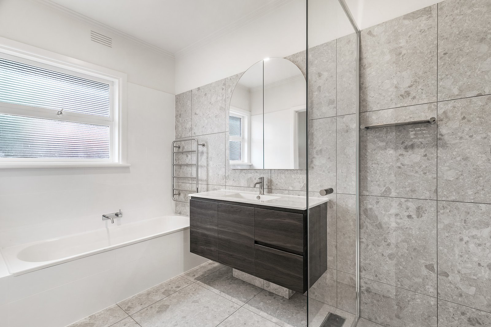 Gallery: 18B Brickwood Street