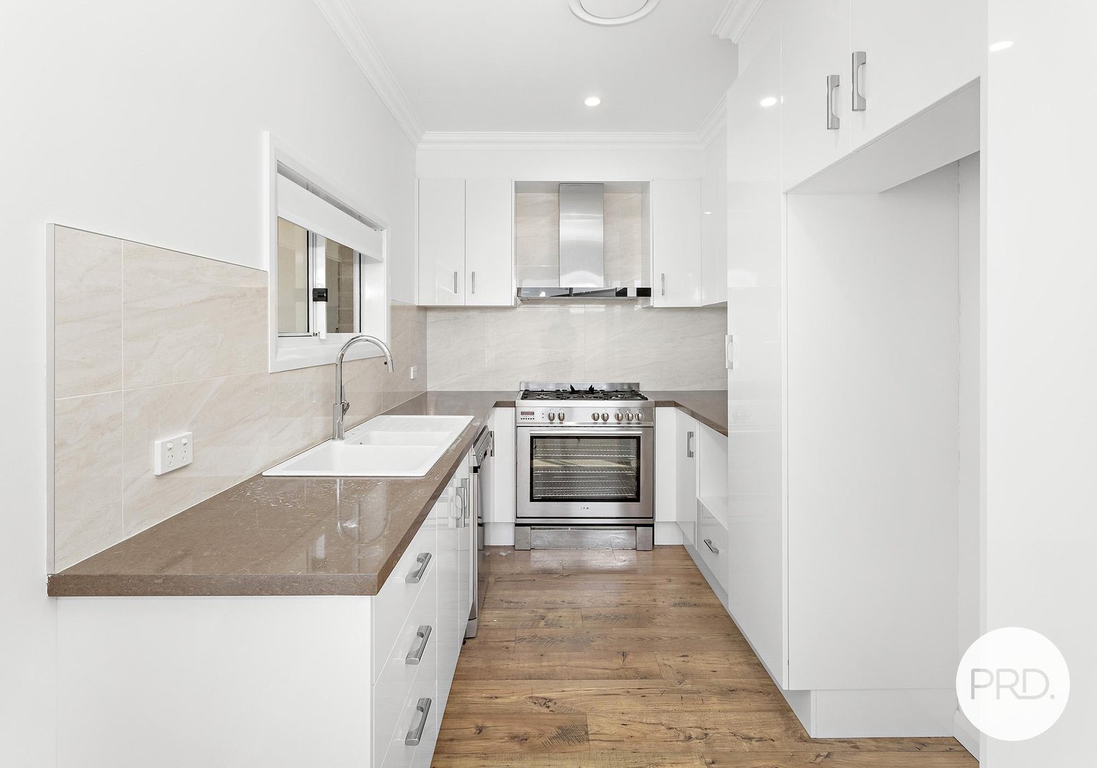 18b Brooks Terrace KANAHOOKA 2