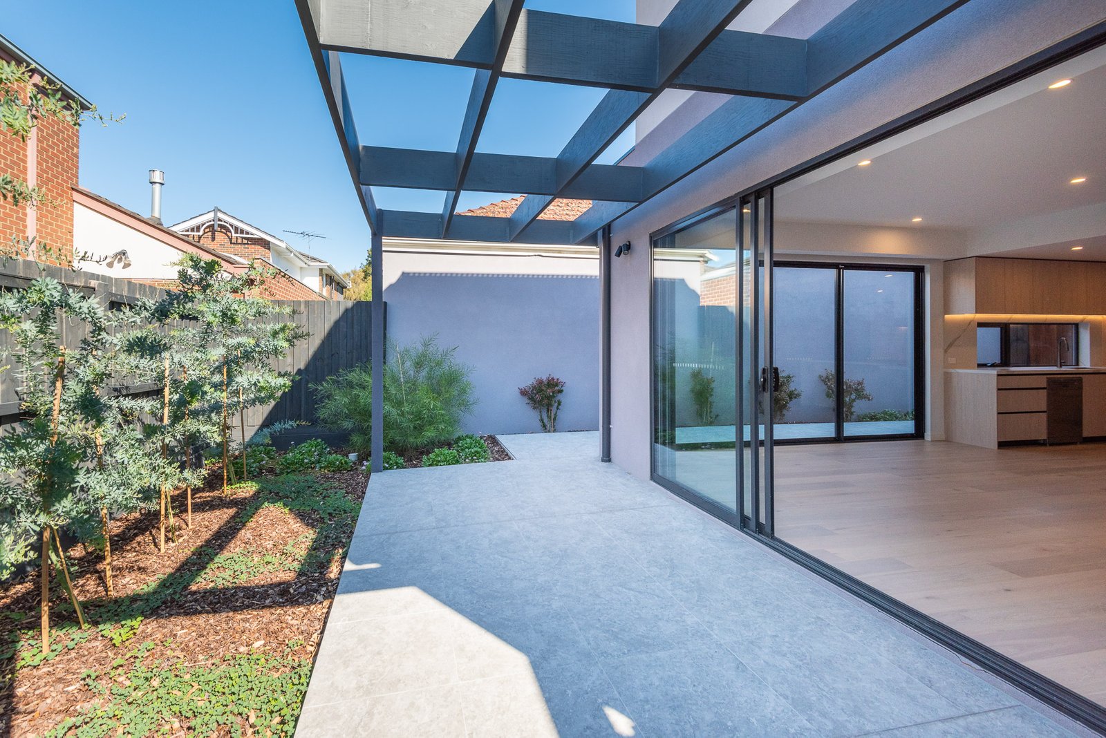 Gallery: 1/8B Cooke Street