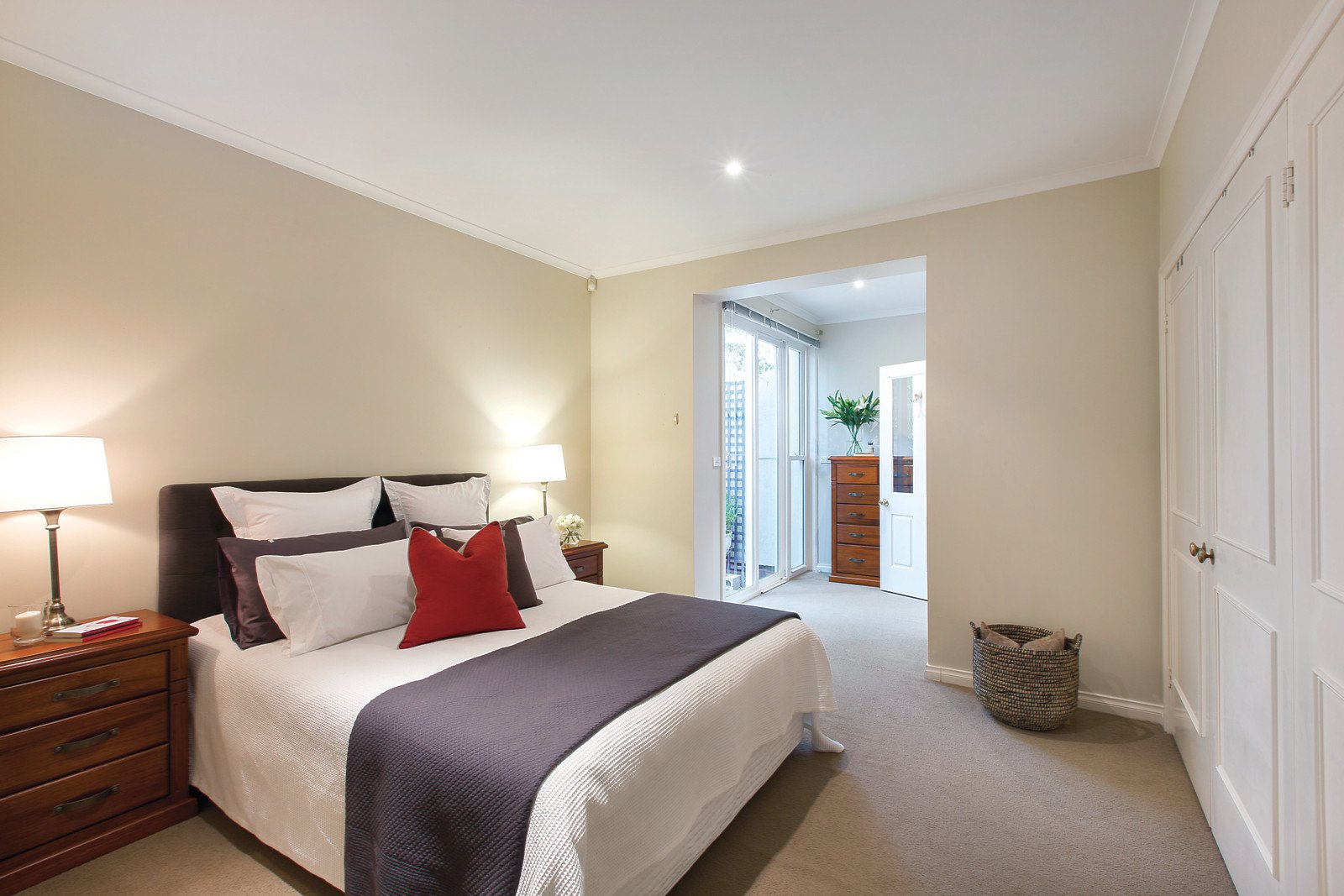 18B Hillard Street, Malvern East, VIC