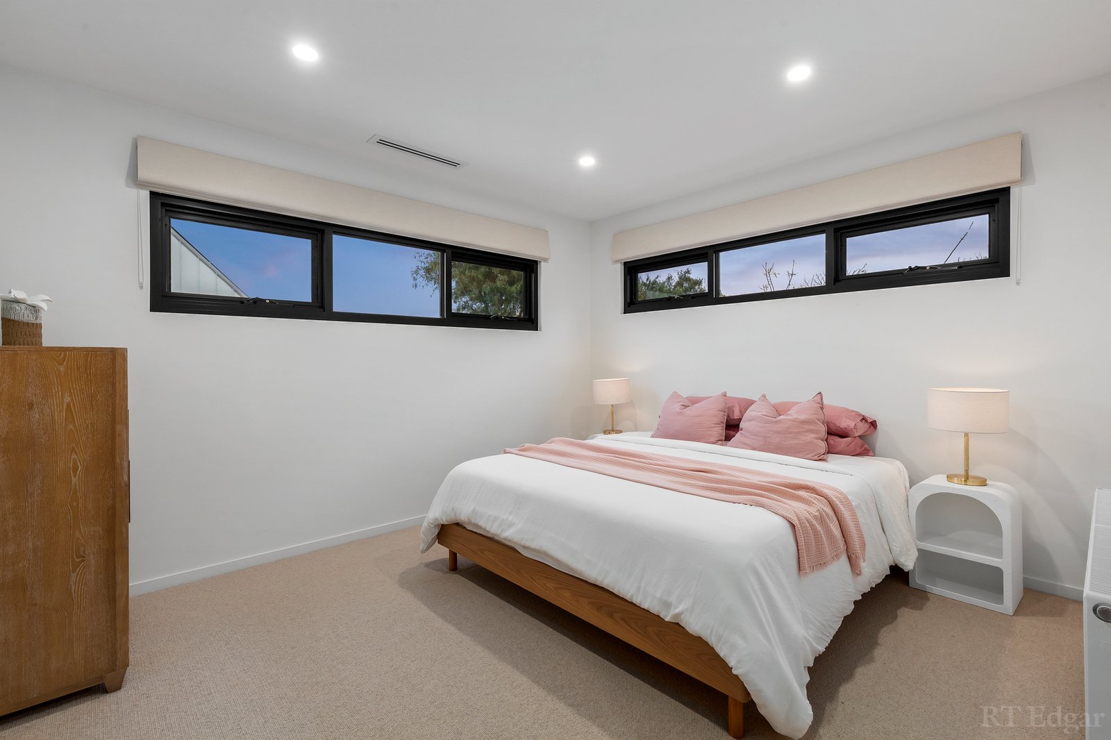 Real Estate and Property in 18B The Parade, Ocean Grove, VIC