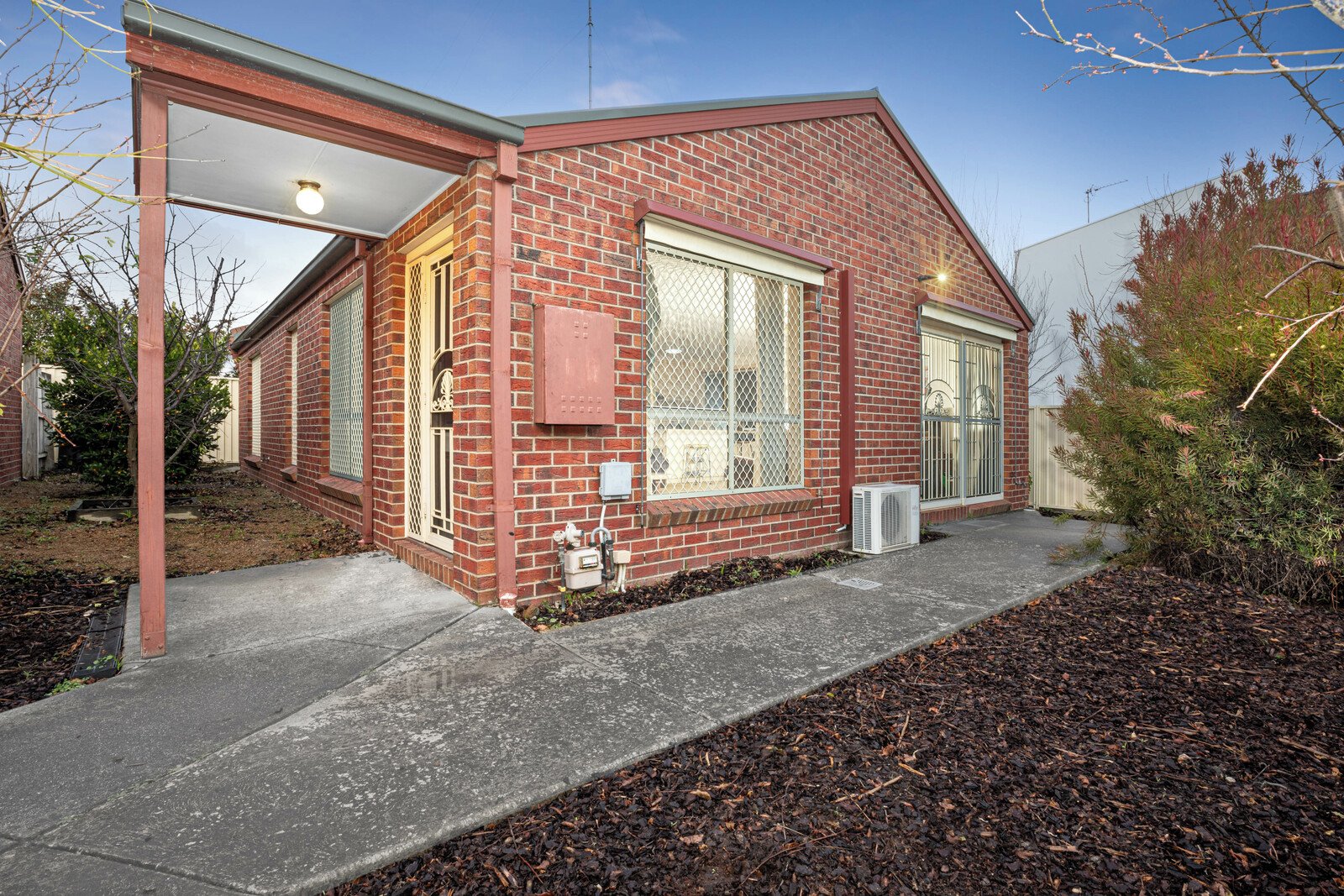 Gallery: 18b/412 Drummond Street North