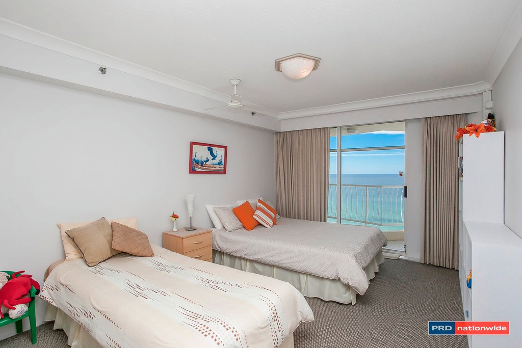 18F/238 The Esplanade BURLEIGH HEADS 11