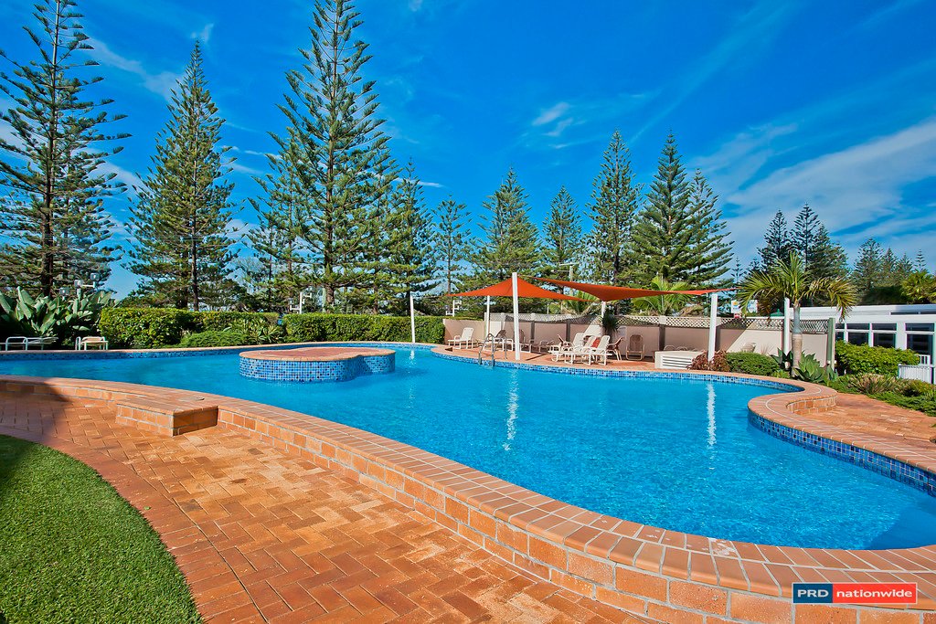 18F/238 The Esplanade BURLEIGH HEADS 13