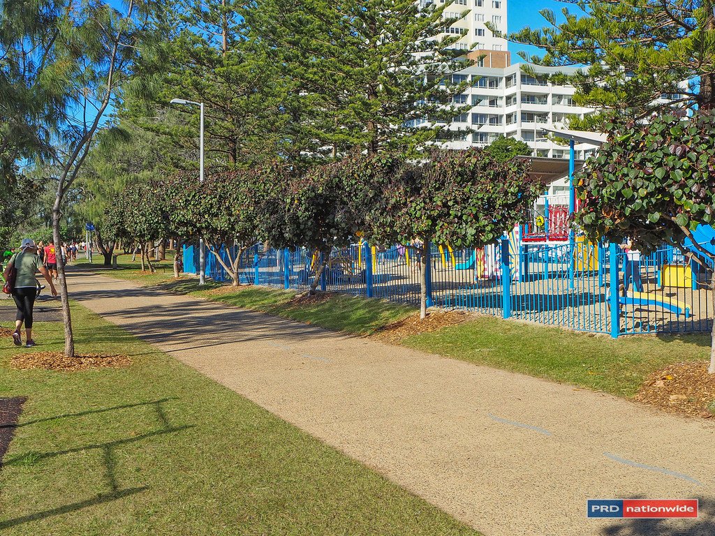 18G/238 The Esplanade BURLEIGH HEADS 16