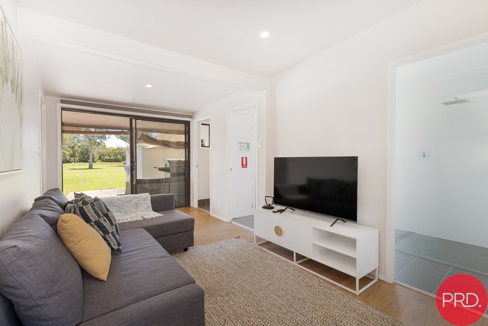 19 & 19A Waterfront Road SWAN BAY 12