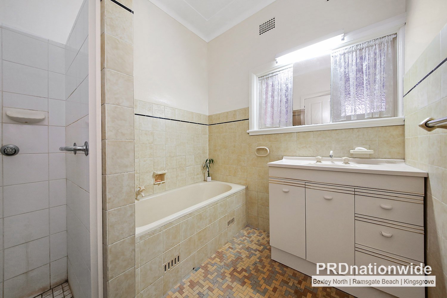 19 Ada Street KINGSGROVE 4