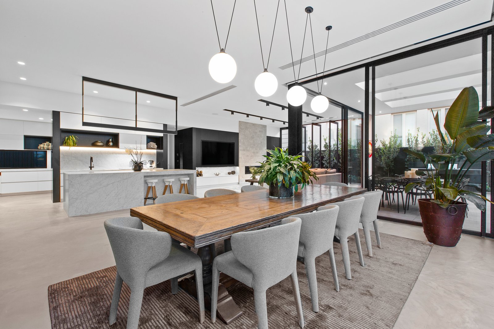 Real Estate and Property in 19 Albany Road, Toorak, VIC