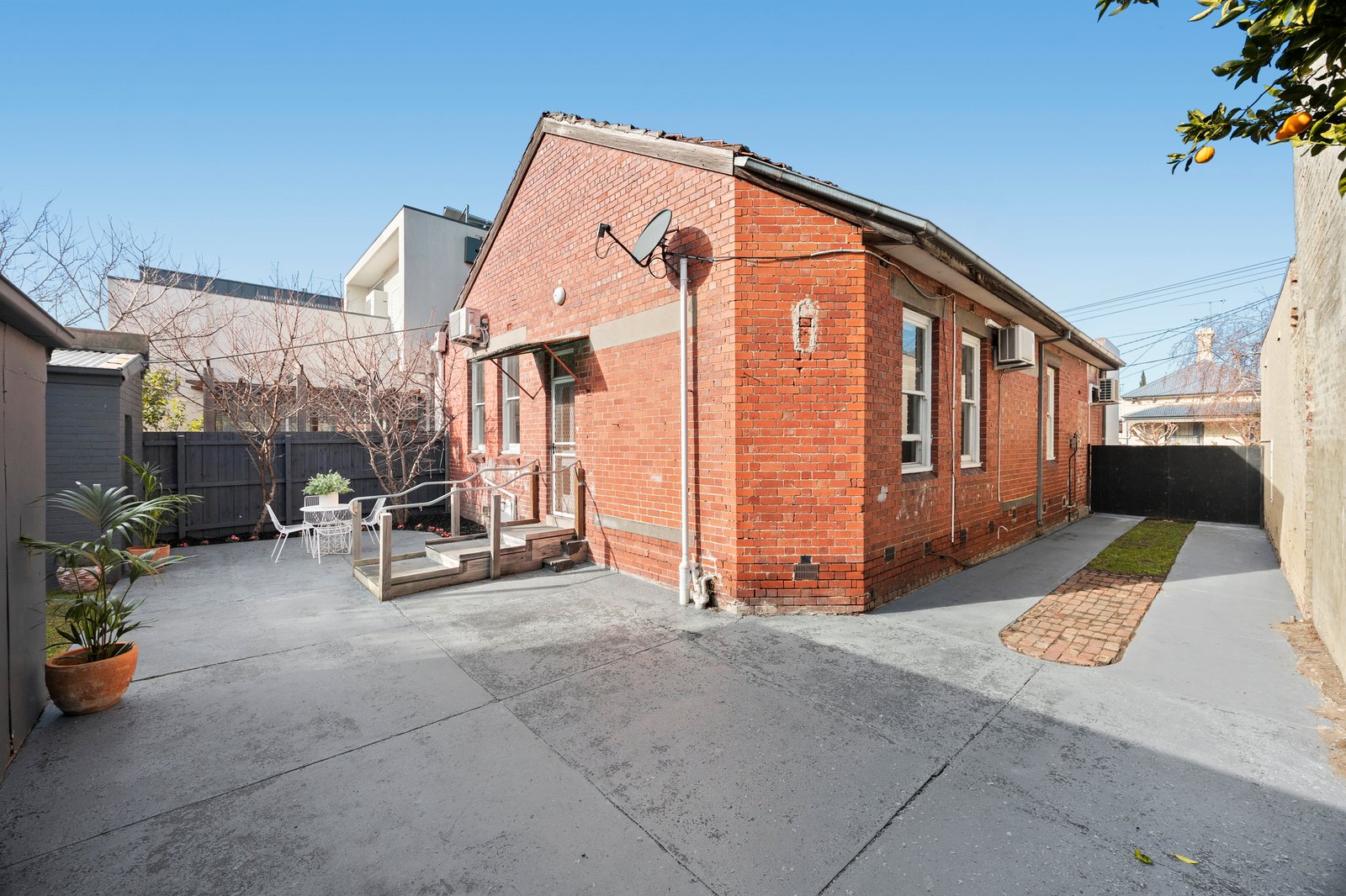 Gallery: 19 Albion Street