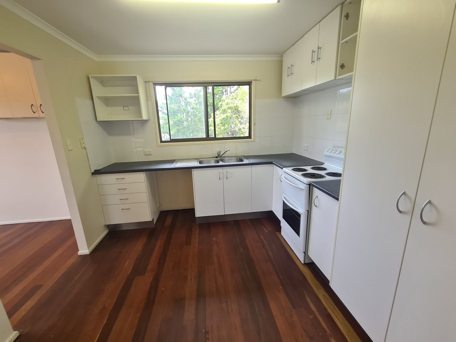 19 ALFRED Street TANNUM SANDS 11