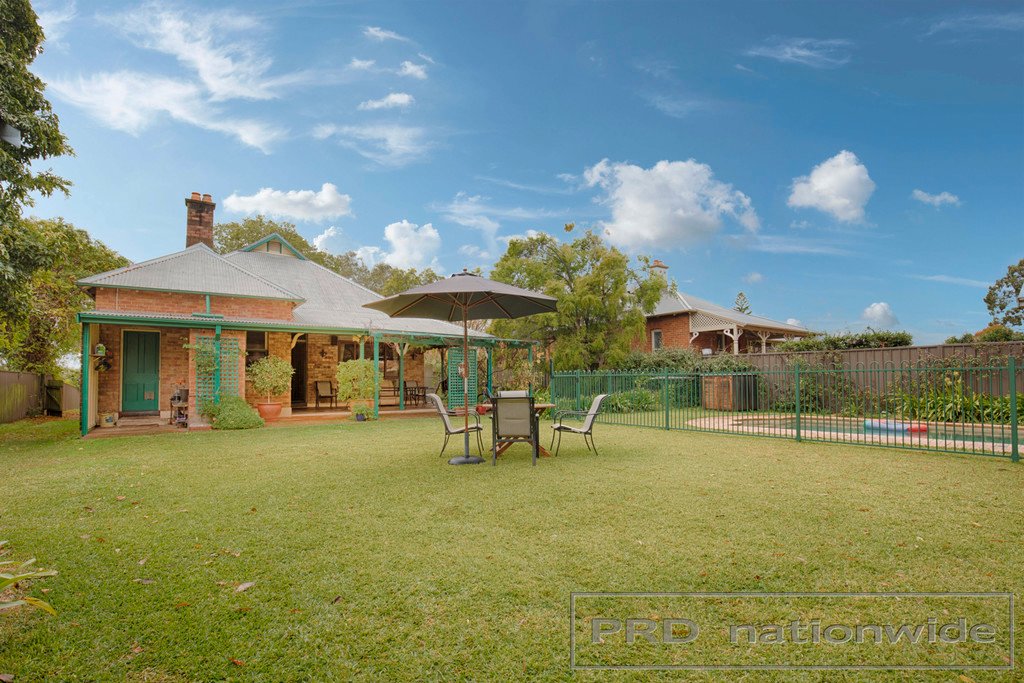 19 Allan Street LORN 23