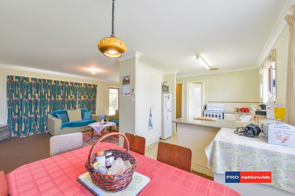 19 Allawah Street TAMWORTH 5