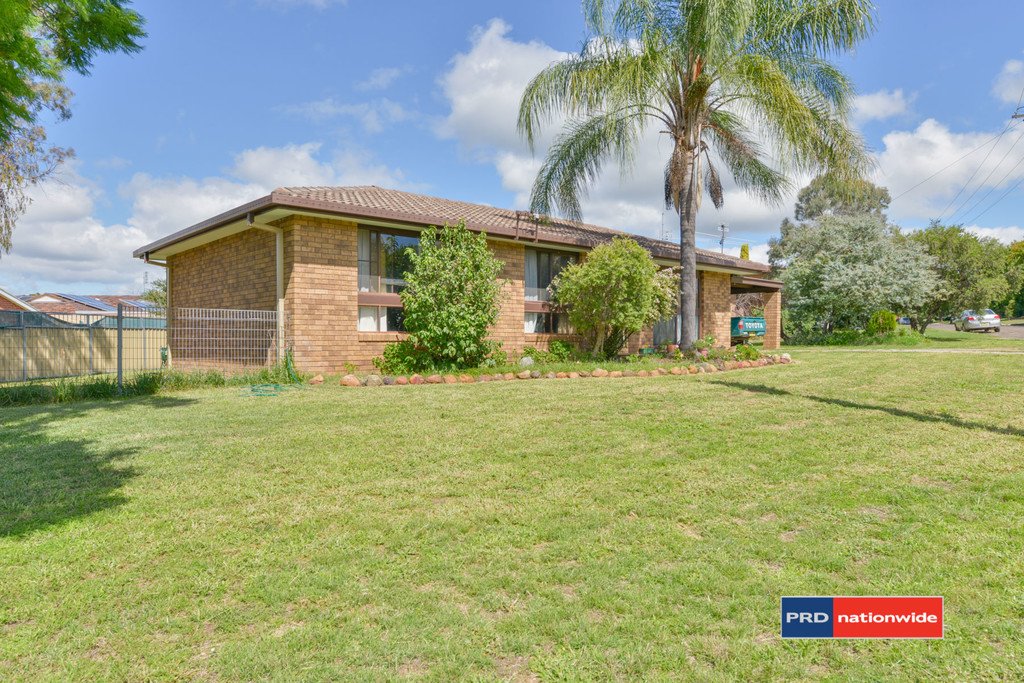 19 Allawah Street TAMWORTH 12