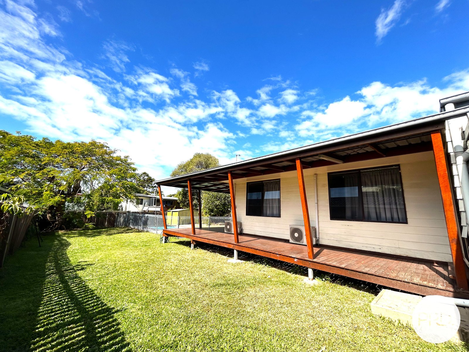 19 AMAROO Street BOYNE ISLAND 16