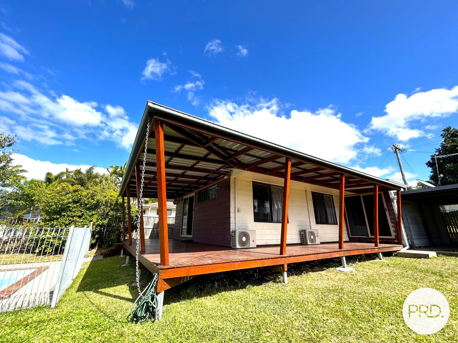 19 AMAROO Street BOYNE ISLAND 18
